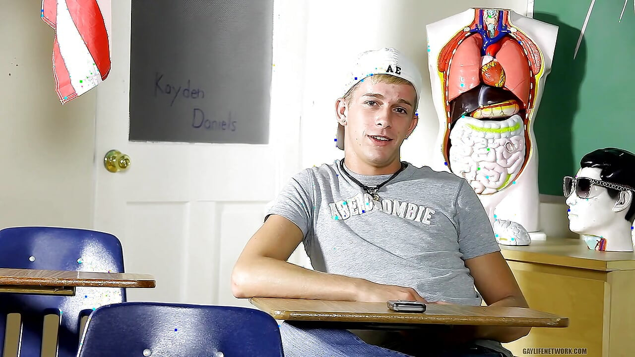 Party Guy Kayden Daniels Oozes Sex Appeal