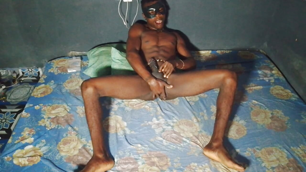 J’attendais que ma copine de commodité commence à regarder