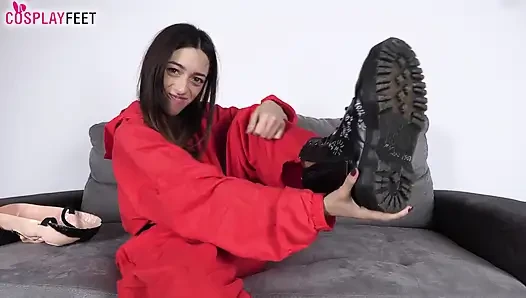 Cewek hot dengan foot tease