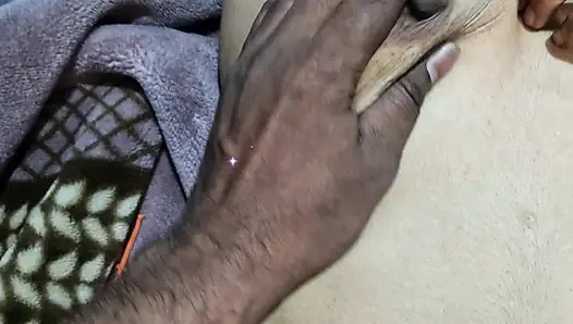 Chut ke malish. Bubs Smash