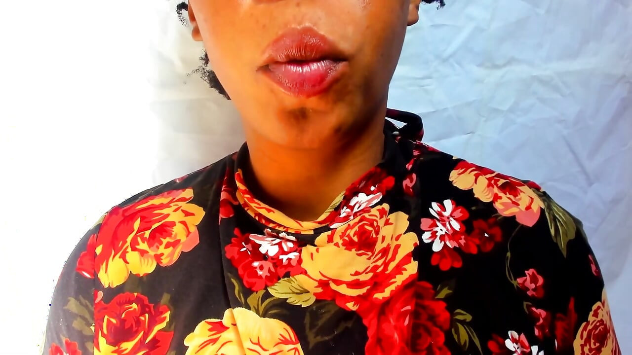 Fetiche de labios, cuenta regresiva para correrse!