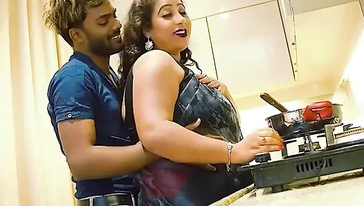 Dost ne dost ki Biwi ko pani me nassa millakar pel diya
