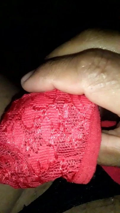 Paja  con  ricas  tangas