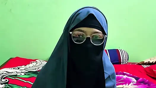 When is sexy hot lady comes to me asking for a donation