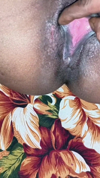 Fájdalmasan keményen megbasztam a gyönyörű indiai bengáli bhabhi szűk puncimat romantick szex. Part_1 | Klip 1