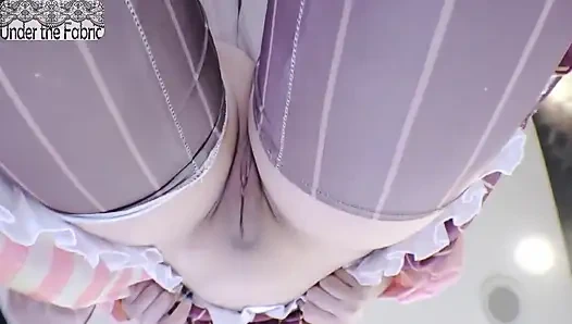 Wanita kantoran dengan semok lagi asik muasin memeknya sendirian sambil menggoda