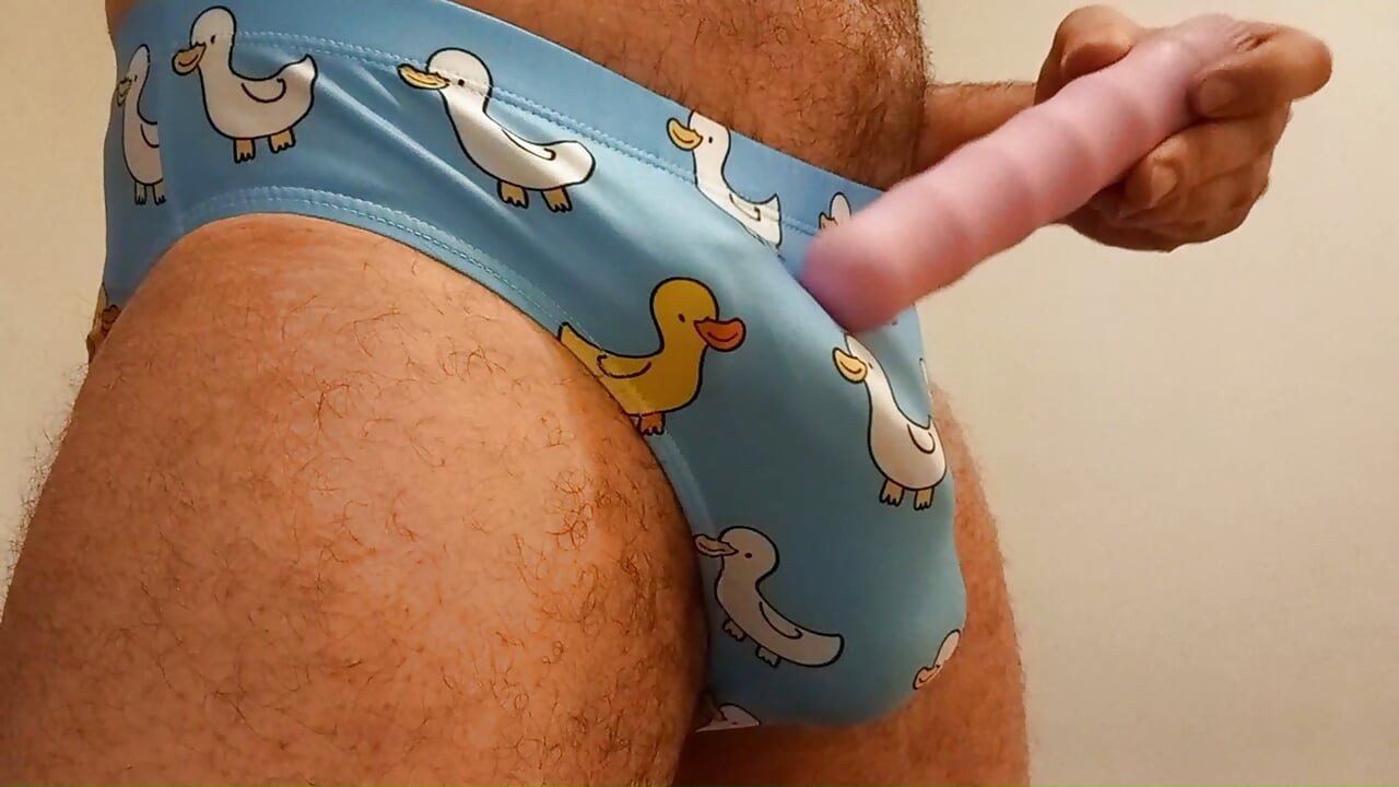 Speedo cum. Rubbing, vibrating, masturbating small penis bulge in speedo, swim trunks, brief. Please humiliate in the comments.