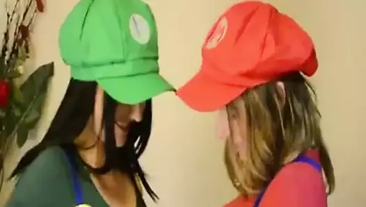 Super Mario Sisters