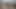 Dolgun dudaklı kızları öpüyor