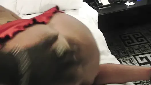 Büyük memeli orta yaşlı seksi kadın amını büyük zenci yarağıyla siktiriyor