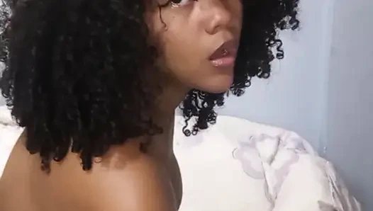 Horny twerk in a tiny thong