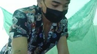 Joven asiático masturbándose asiático (44 &#39;&#39;)