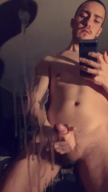 Twink big cumshot on mirror johanxiety