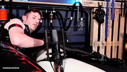 Orgazm kontrolünde lastik dölü eğitiyor bölüm 3 (4k)