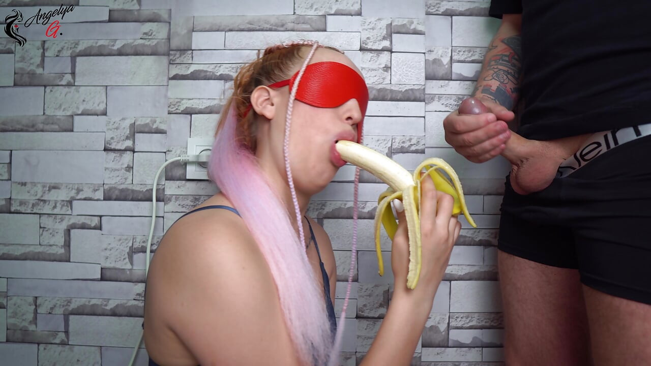 Stepsister in a fruit game! She loved the cock! Surprise!