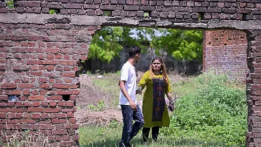 Bawa pacarku ke tempat yang seram, ngentot dia dan bikin dia nyepong kontol besarku, audio bahasa india yang jernih