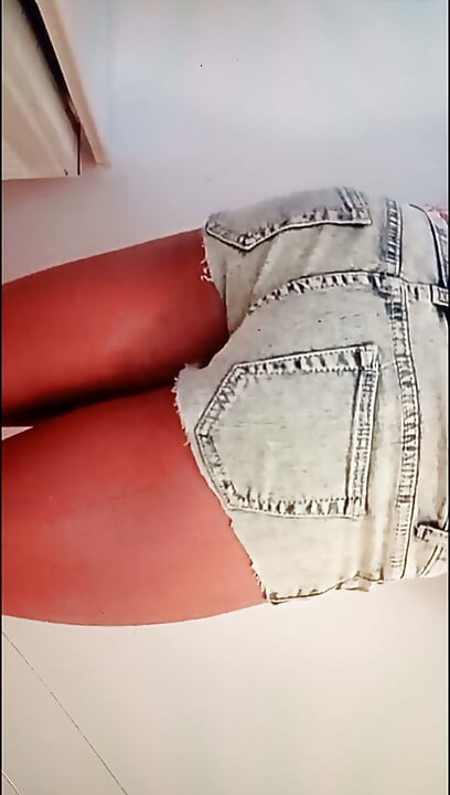 Arab Femboy in Lingerie Algérie 🏳️‍⚧️