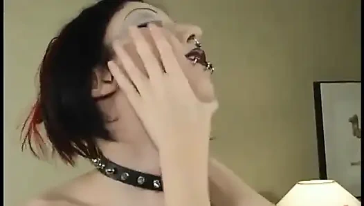 Moonshine dan Chanta-rose