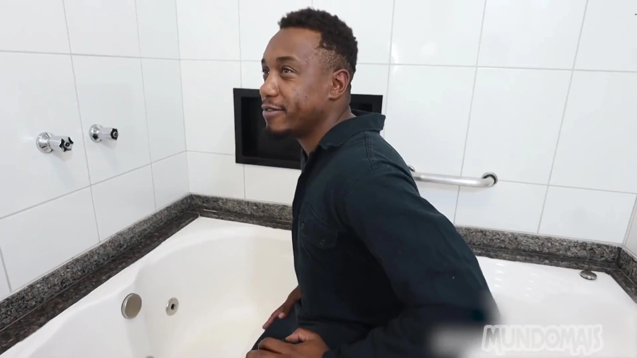 Fucked with the Maintenance Guy,mundomais