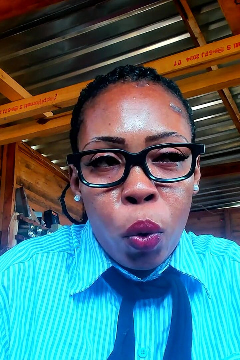 Profesor de juego de roles castigar a estudiante cachondo en detención ...