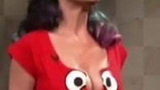 katy perry big boobs bouncing