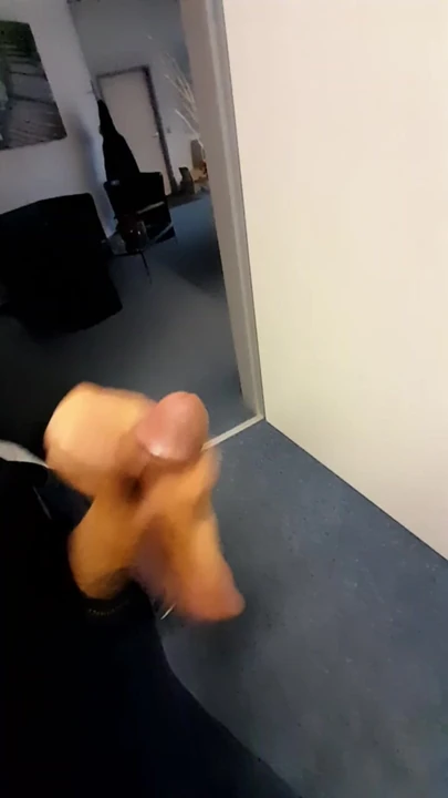 Cum in Office