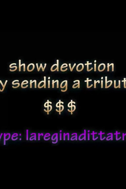 فتاة فيمدوم تعاقب عبدها الذكر في المكتب