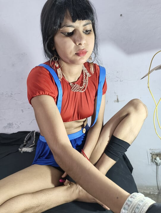 19 years old super hot girl beautiful sucking