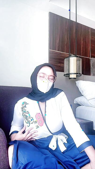 일본 기모노를 입은 아줌마