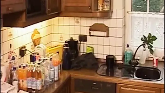 Genç Kızlar Vahşi Sert Sikiş Seansları