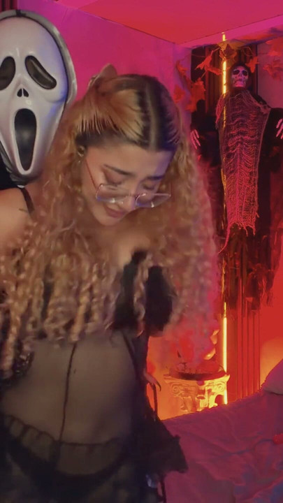 Halloween ghostface fancy | Clip 1