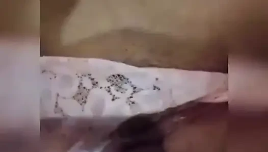 Одно новое видео! Наслаждаясь моим телом и прекращая удовольствие!