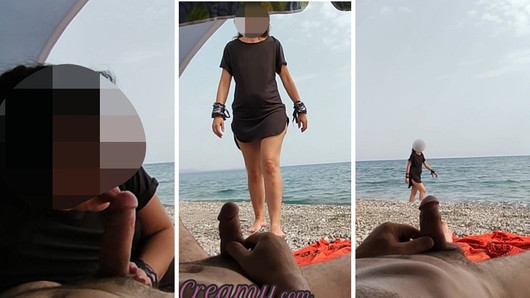 kontol flash - seorang gadis memergoki saya masturbasi di pantai umum dan membantu saya cum - misscreamy