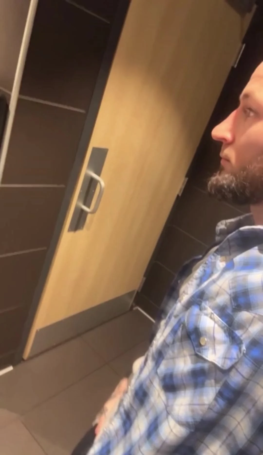 Timmy Tussin için yapılmış McDonald's banyosu