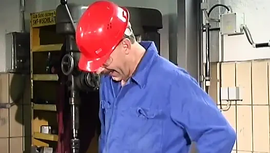 Pissing action with horny blonde German bitch in the mechanic shop