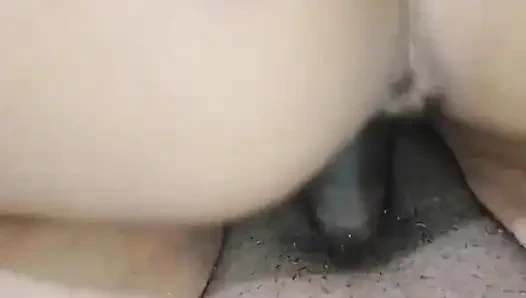 Üvey annem ve kız arkadaşımın sıska esmerinin en iyi sikişleri ve saksoları