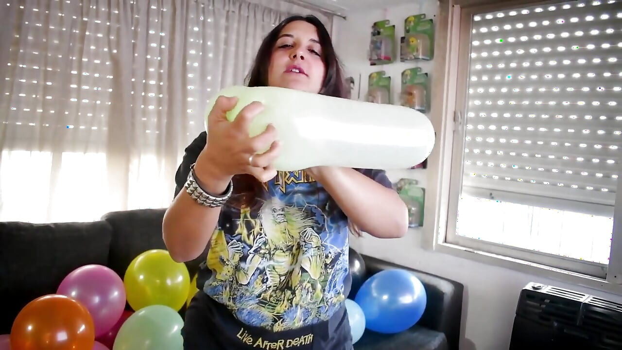 Metal Girl Pop All Balloons Before Party - Bunny Looner