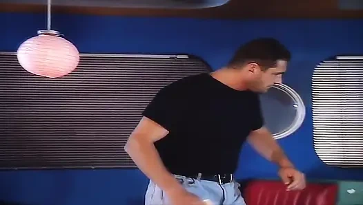 Pantat model hot ukraina dientot habis-habisan di bar