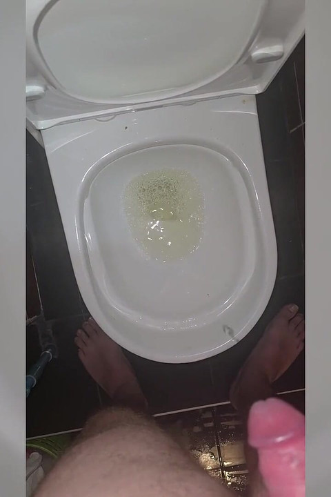 Jimbob Pissing in Toilet