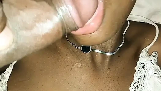 Dia Suka Mengisap Penis Saya Bagian 1