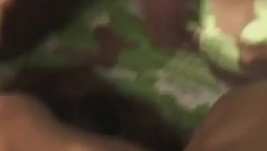 Suami berbagi istri hotnya