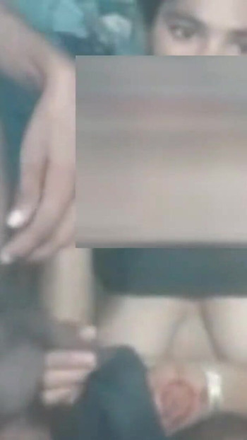 Imperdível momento de "Paquistanesa gostosa chupando pau, vídeo na frente da câmera, junho de 2025 episódio 2 parte 1"