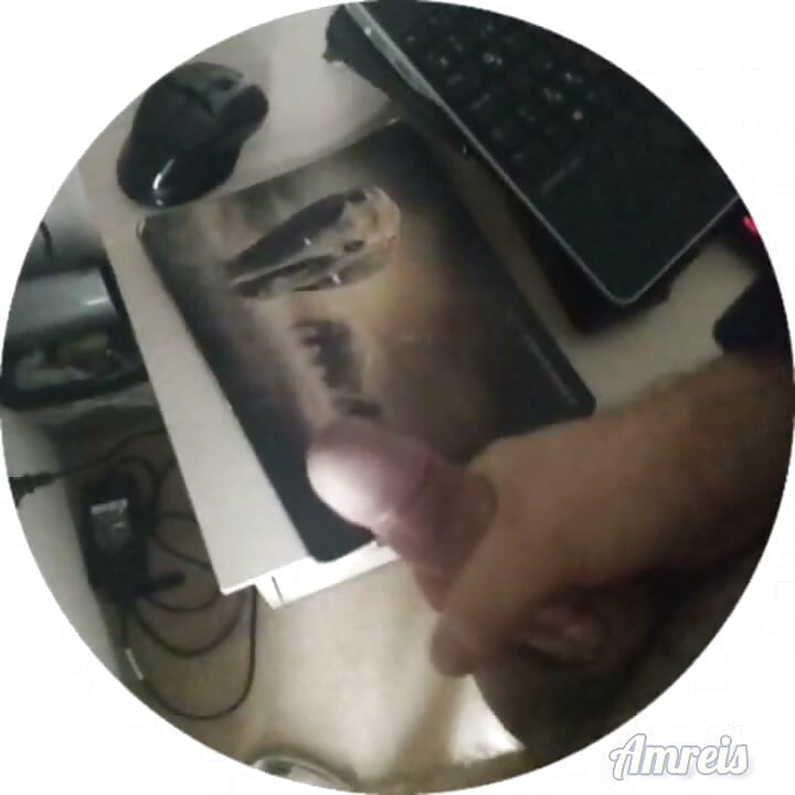 चैट में मेरे प्रशंसक के लिए हस्तमैथुन।
