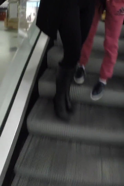 Gina Gerson, Dolly Diore ve Samanta çekimden önce sahne arkası