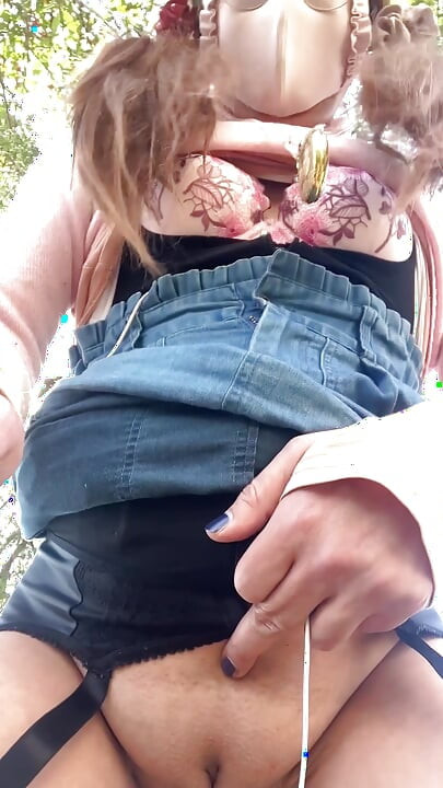 No163 Playing with Outdoors