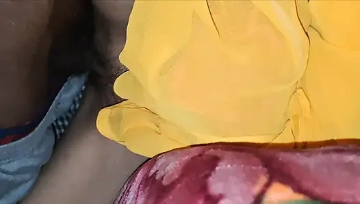 Моя горячая подруга Моя горячая подруга Она сказала "Детка ходдо мужечка" на хинди