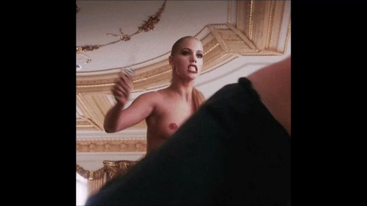 Elizabeth Berkley