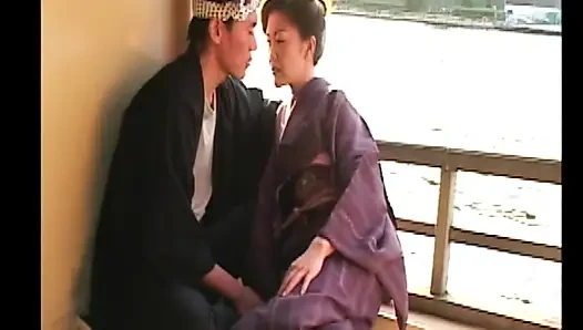 P128G01 A Showa-era erotic drama where men and women, and women intertwine, unfold on Tokyo's yakatabune (houseboats)!　