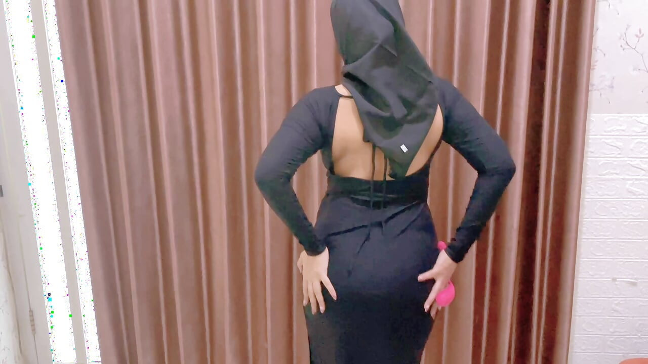 My stepmother was caught having lust when my father went to work, then I replaced her to satisfy her lust that ended in a crot inside