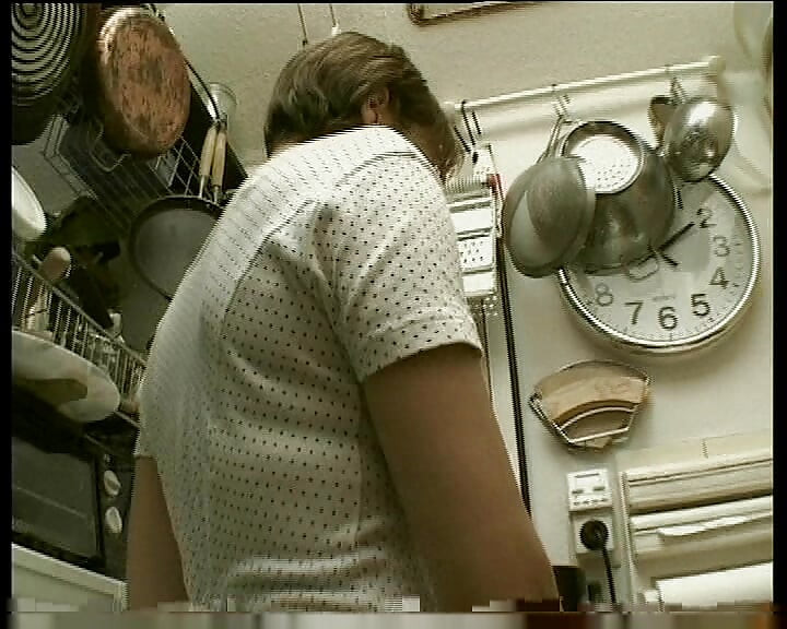 Hinter Deutschen Türen Wird Fleißig Gefickt - Kompletter Film
